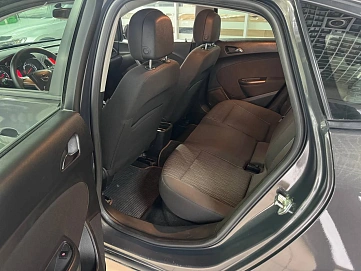 Opel Astra, 2013г, передний привод, механика