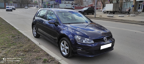 Volkswagen Golf, 2014г., передний привод, автомат