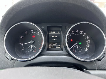 Skoda Yeti, 2012г, полный привод, робот
