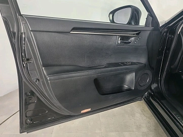 Lexus ES, 2015г, передний привод, автомат