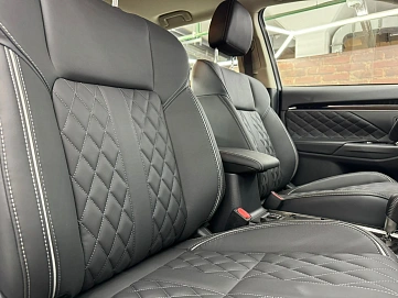 Mitsubishi Outlander, 2022г, передний привод, вариатор