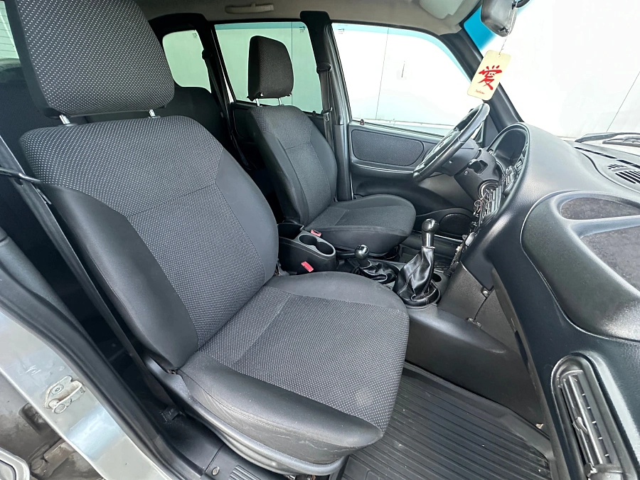 Chevrolet Niva, 2016г., полный привод, механика