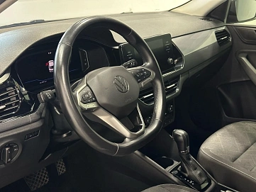 Volkswagen Polo, 2021г, передний привод, автомат