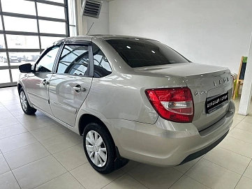 Lada (ВАЗ) Granta, 2019г, передний привод, механика