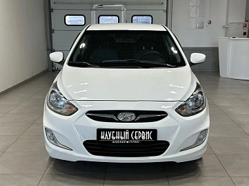 Hyundai Solaris, 2013г, передний привод, автомат
