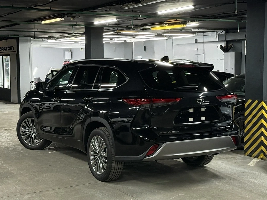 Toyota Highlander, 2026г., полный привод, автомат