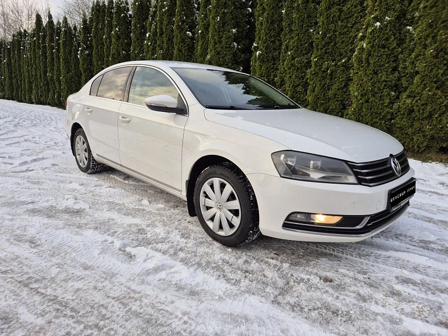 Volkswagen Passat, 2011г., передний привод, робот