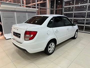 Lada (ВАЗ) Granta, 2022г, передний привод, механика
