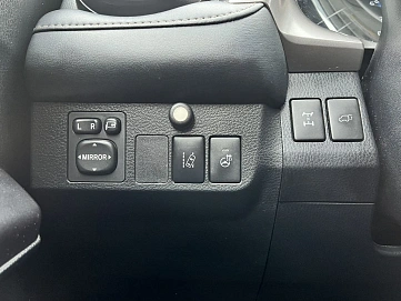 Toyota RAV4, 2018г, полный привод, автомат