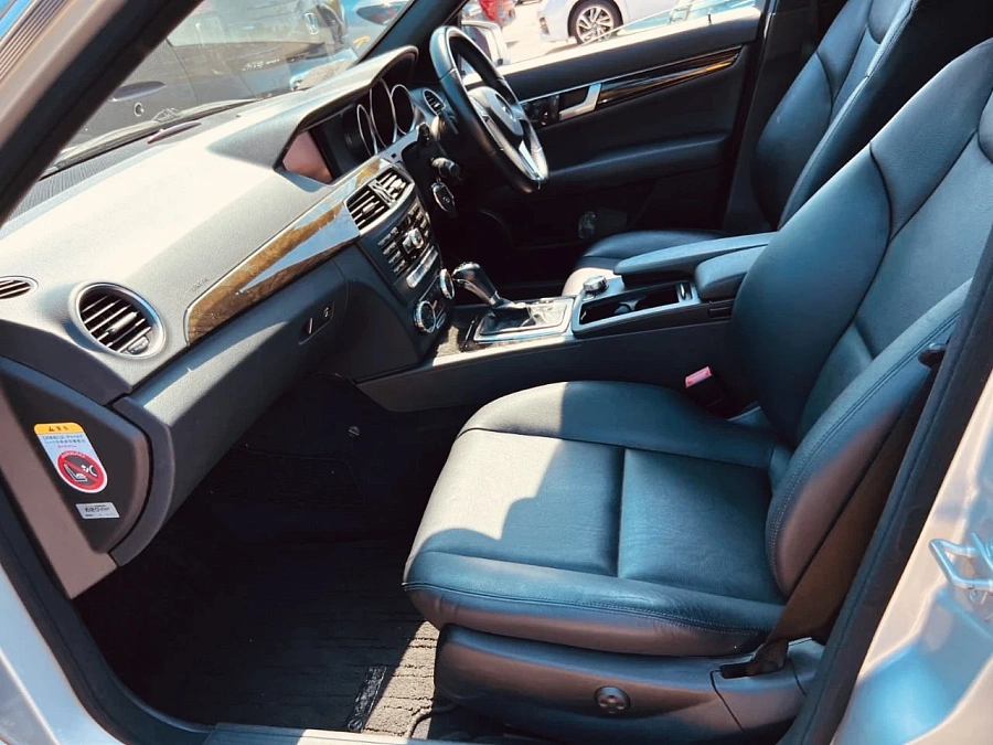 Mercedes-Benz C-Класс, 2011г., задний привод, автомат