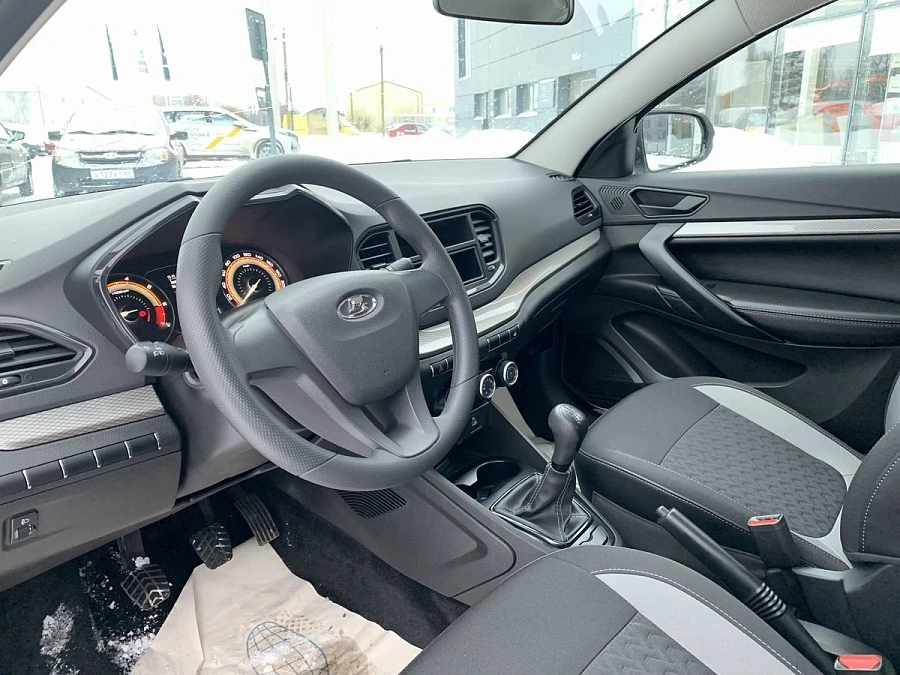 Lada (ВАЗ) Vesta, 2023г., передний привод, механика