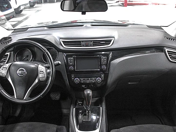 Nissan Qashqai, 2016г, передний привод, вариатор