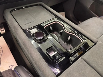 Volkswagen , 2025г., полный привод, робот