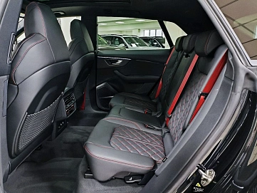 Audi Q8, 2024г, полный привод, автомат