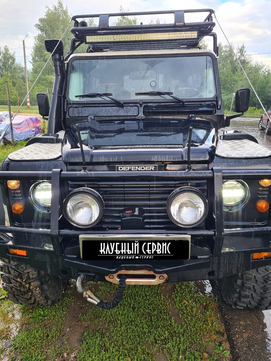 Land Rover Defender, 2006г., полный привод, механика