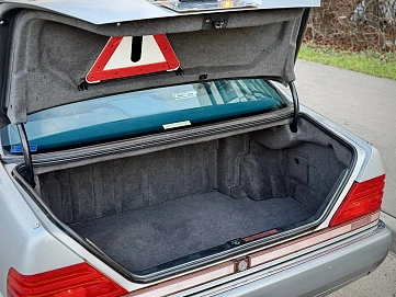 Mercedes-Benz S-Класс, 1991г, задний привод, автомат