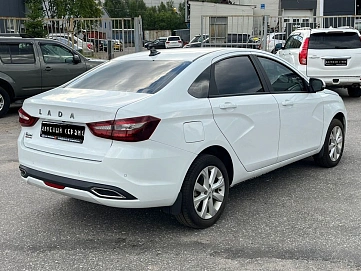 Lada (ВАЗ) Vesta, 2023г, передний привод, механика