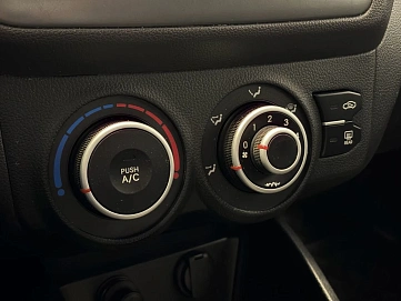 Kia Rio, 2011г., передний привод, механика