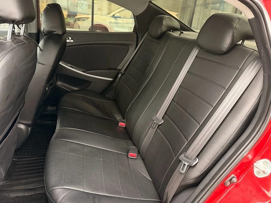 Hyundai Solaris, 2012г., передний привод, механика