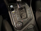 Volkswagen Tiguan, 2019г., передний привод, автомат