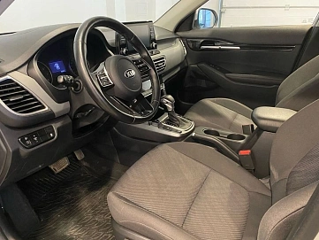 Kia Seltos, 2020г, передний привод, автомат