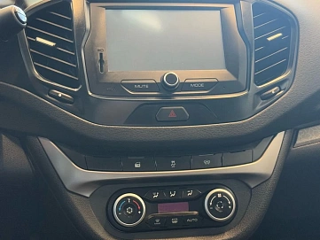 Lada (ВАЗ) Vesta, 2019г, передний привод, механика