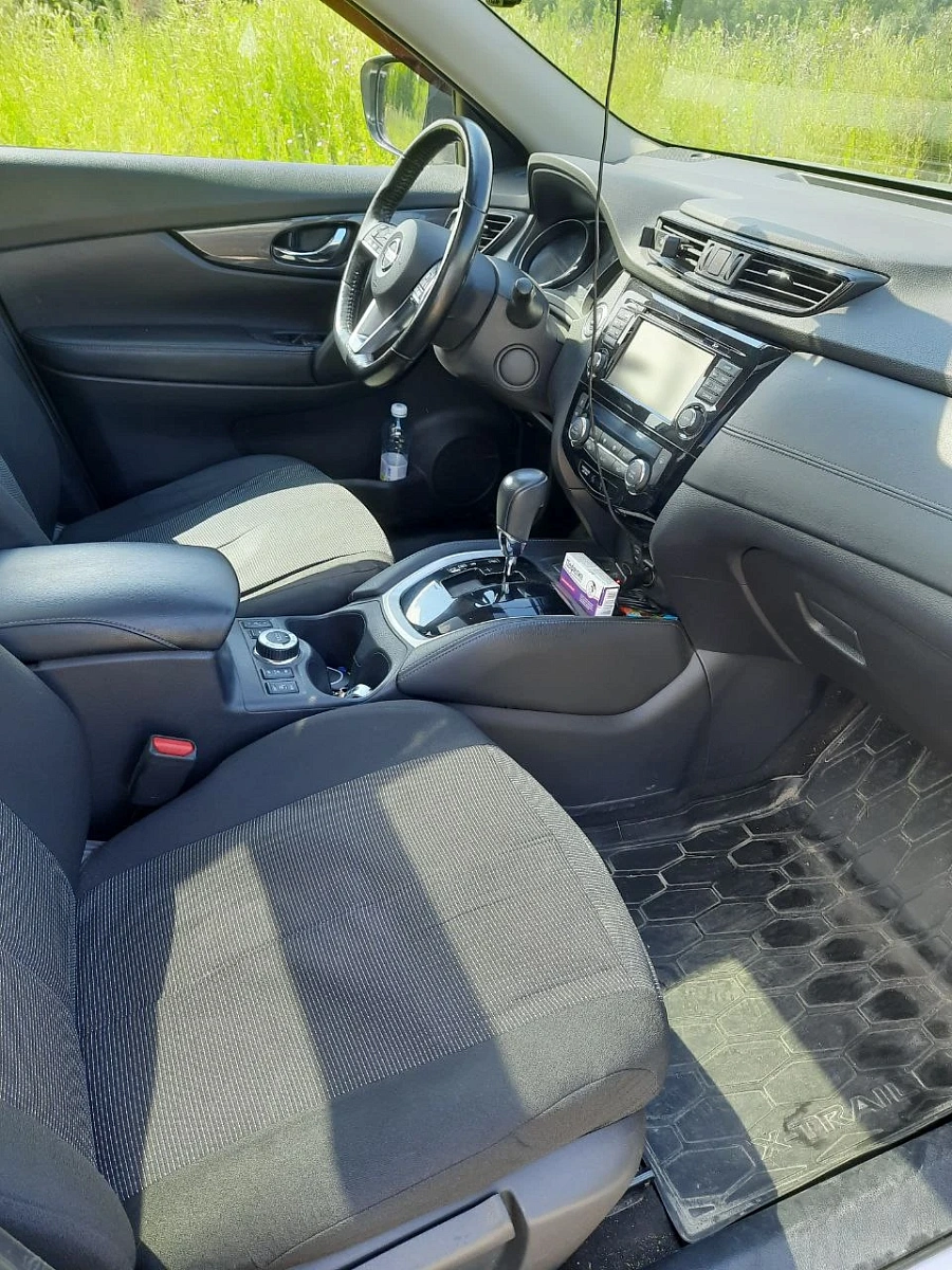 Nissan X-Trail, 2018г., передний привод, вариатор