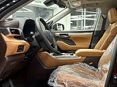 Toyota Highlander, 2025г., полный привод, автомат
