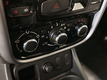 Renault Duster, 2013г, передний привод, механика