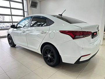 Hyundai Solaris, 2018г, передний привод, автомат