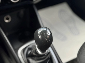 Kia Rio, 2015г, передний привод, механика