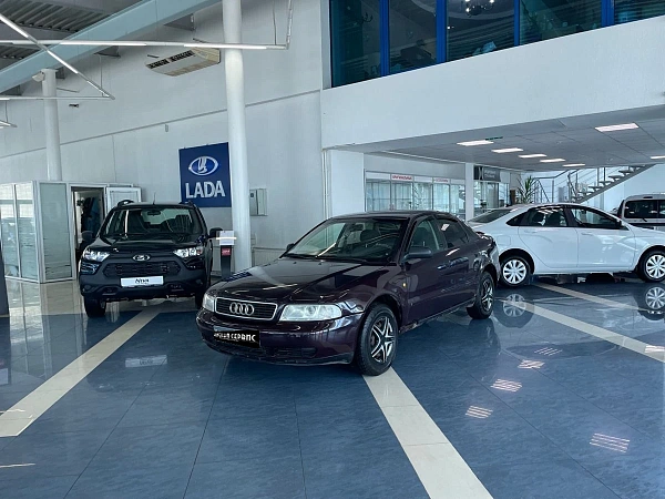 Audi A4, 1996г., передний привод, механика