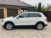 Volkswagen Tiguan, 2019г., полный привод, робот