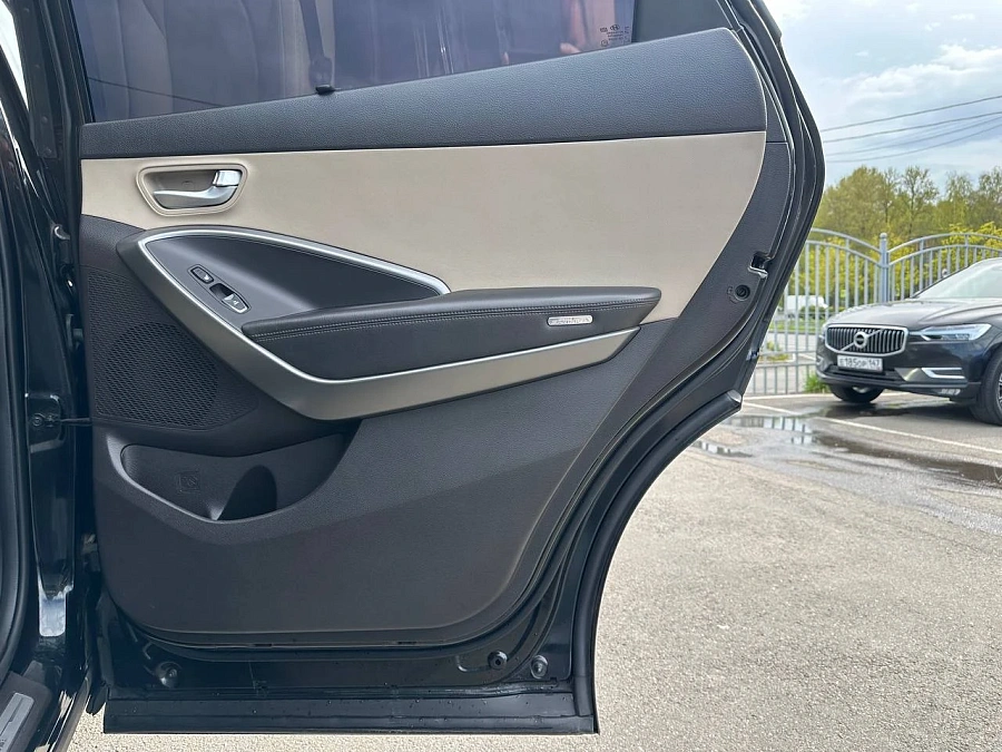 Hyundai Santa Fe, 2014г., полный привод, автомат