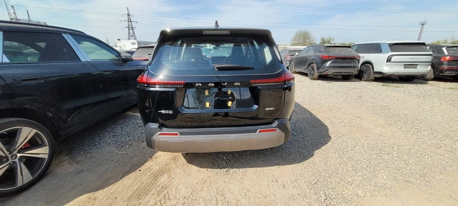 Toyota RAV4, 2026г., полный привод, вариатор