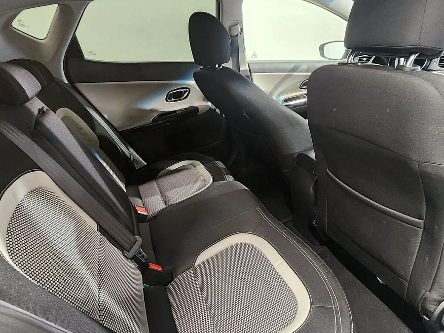 Kia Ceed, 2013г., передний привод, автомат