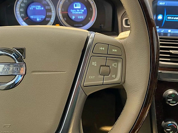 Volvo , 2012г., передний привод, автомат