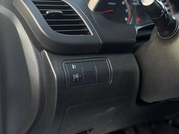 Hyundai Solaris, 2015г, передний привод, автомат