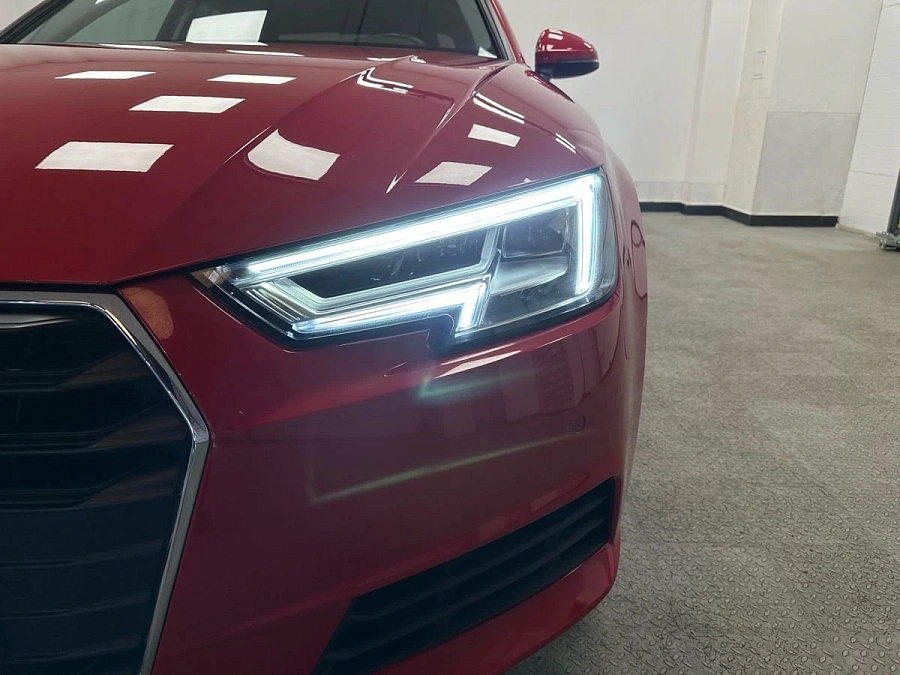 Audi A4, 2019г., передний привод, автомат
