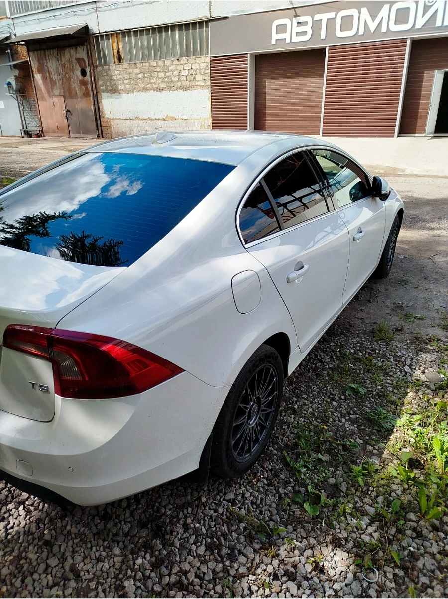 Volvo S60, 2012г., передний привод, автомат