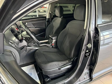 Kia Sportage, 2010г, передний привод, автомат