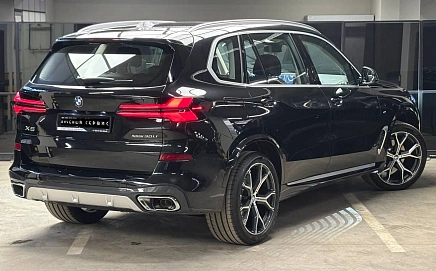 BMW X5, 2025г, полный привод, автомат