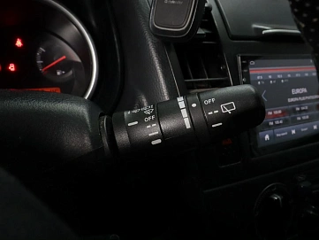 Nissan Tiida, 2013г., передний привод, механика