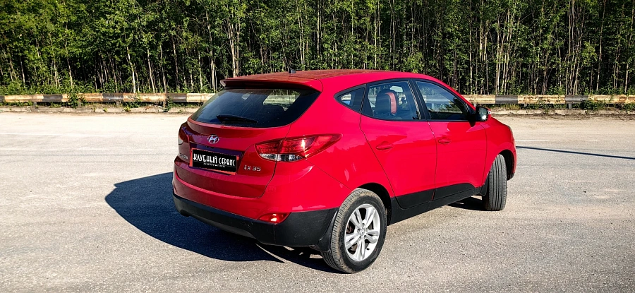 Hyundai ix35, 2012г., передний привод, автомат