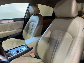 Hyundai Sonata, 2018г, передний привод, автомат