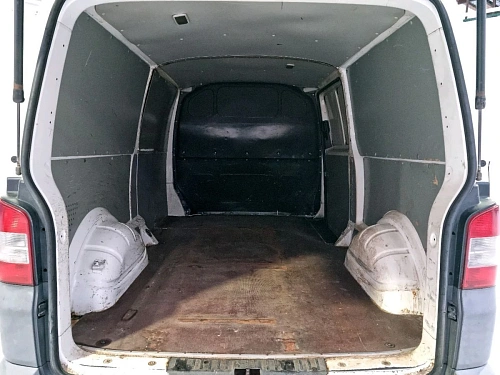 Volkswagen Transporter, 2010г, передний привод, механика