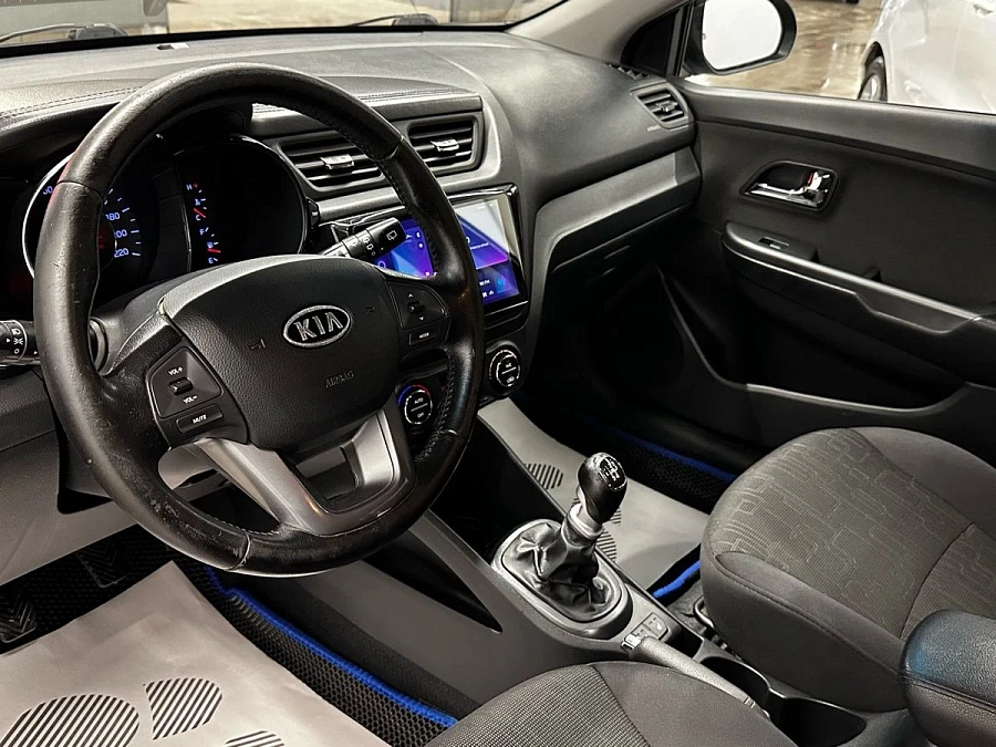 Kia Rio, 2012г., передний привод, механика