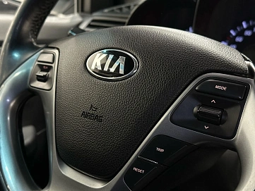 Kia Rio, 2015г, передний привод, механика