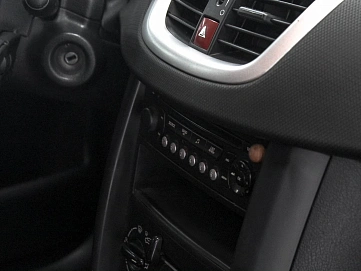 Peugeot 207, 2007г, передний привод, механика