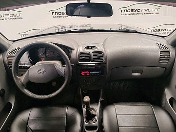Hyundai Accent, 2003г, передний привод, механика